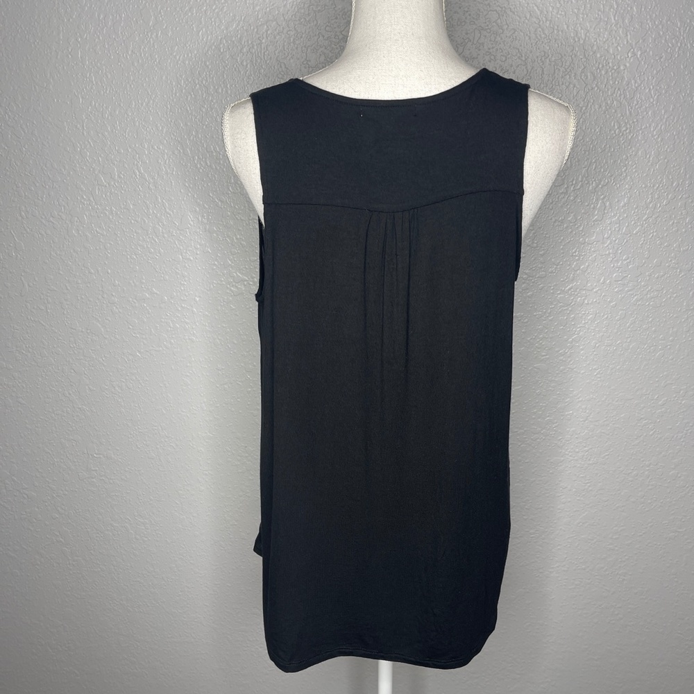 Pleione Black tank top with zipper detail‎ - Picture 4 of 8